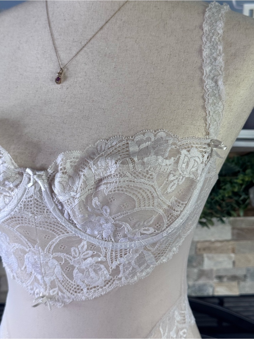 Vintage Victoria's Secret Gold Label White Lace Teddy Bodysuit 34C 80s - Picture 3 of 16